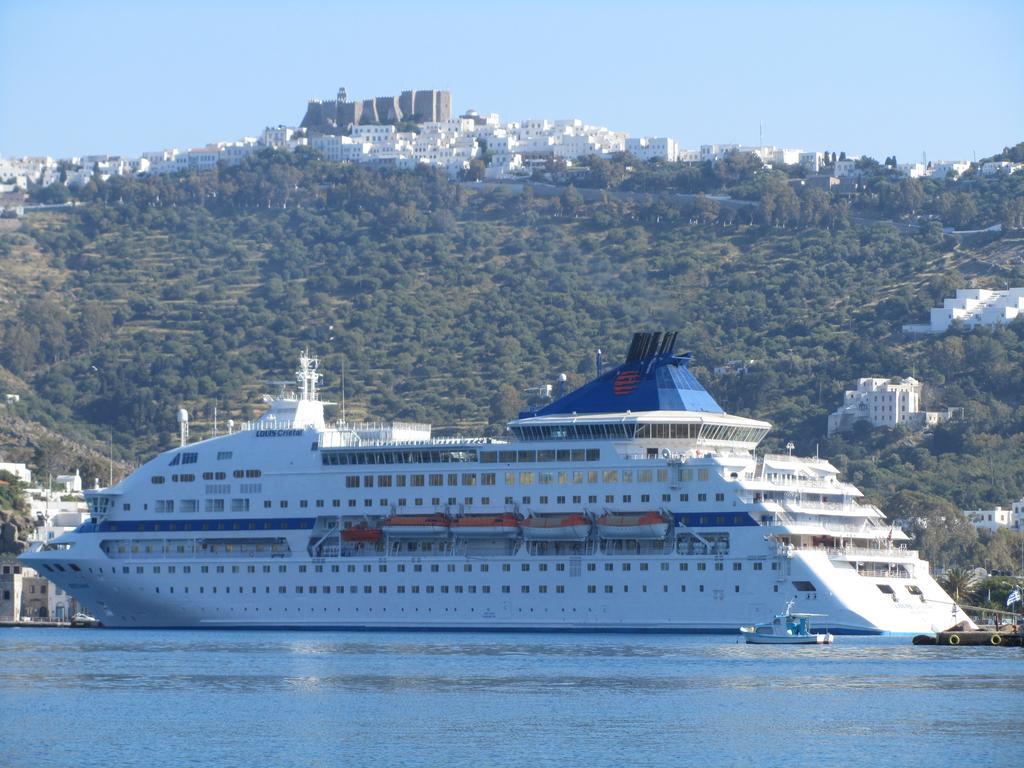 סקאלה Porto Scoutari Romantic Hotel מראה חיצוני תמונה