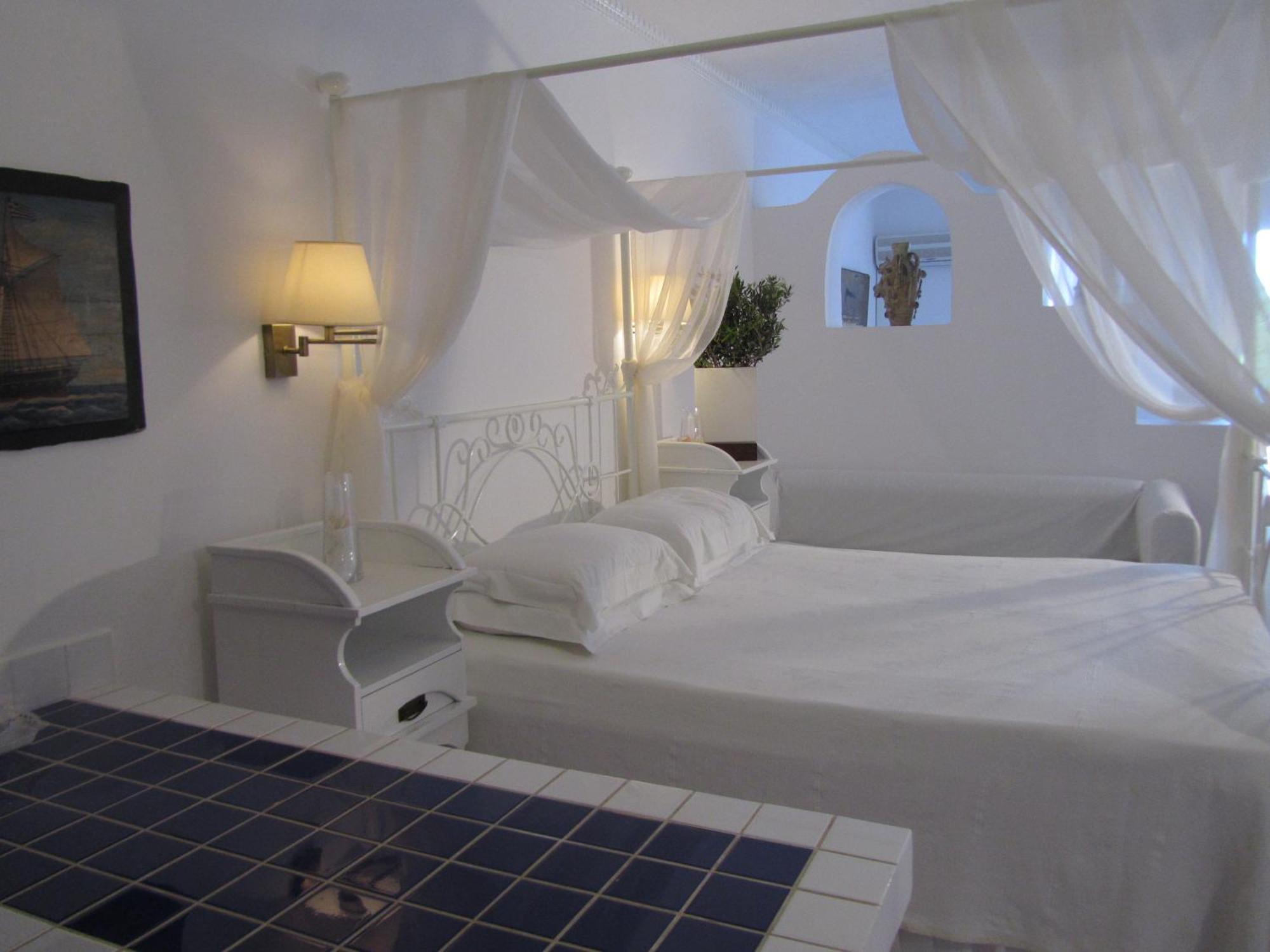 סקאלה Porto Scoutari Romantic Hotel חדר תמונה