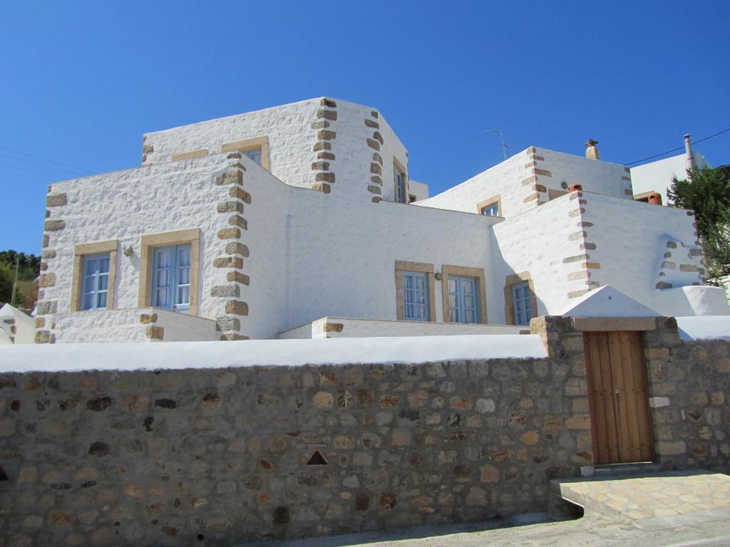 סקאלה Porto Scoutari Romantic Hotel מראה חיצוני תמונה